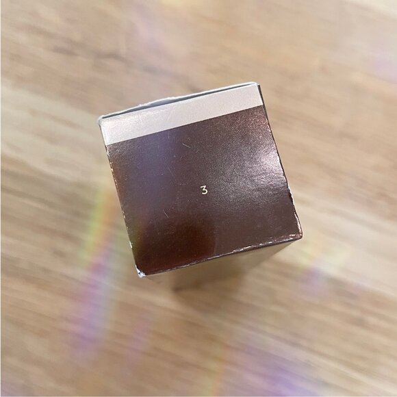 Hourglass Veil Hydrating Skin Tint Foundation - SHADE 3 - 1.1 oz / 35mL NEW - Picture 2 of 4